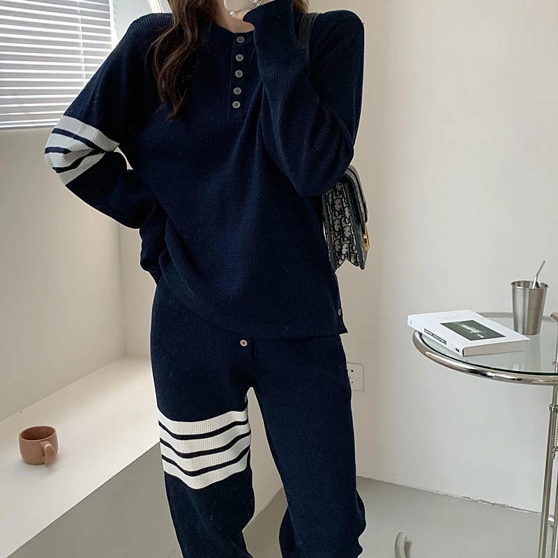 Loose Thin TB Waffle Four-bar Pullover Crewneck Knit Long Sleeves Casual Sports Small Leg Pants Set Women
Loose Thin TB Waffle Four-bar Pullover Crewneck Knit Long Sleeves Casual Sports Small Leg Pants Set Women