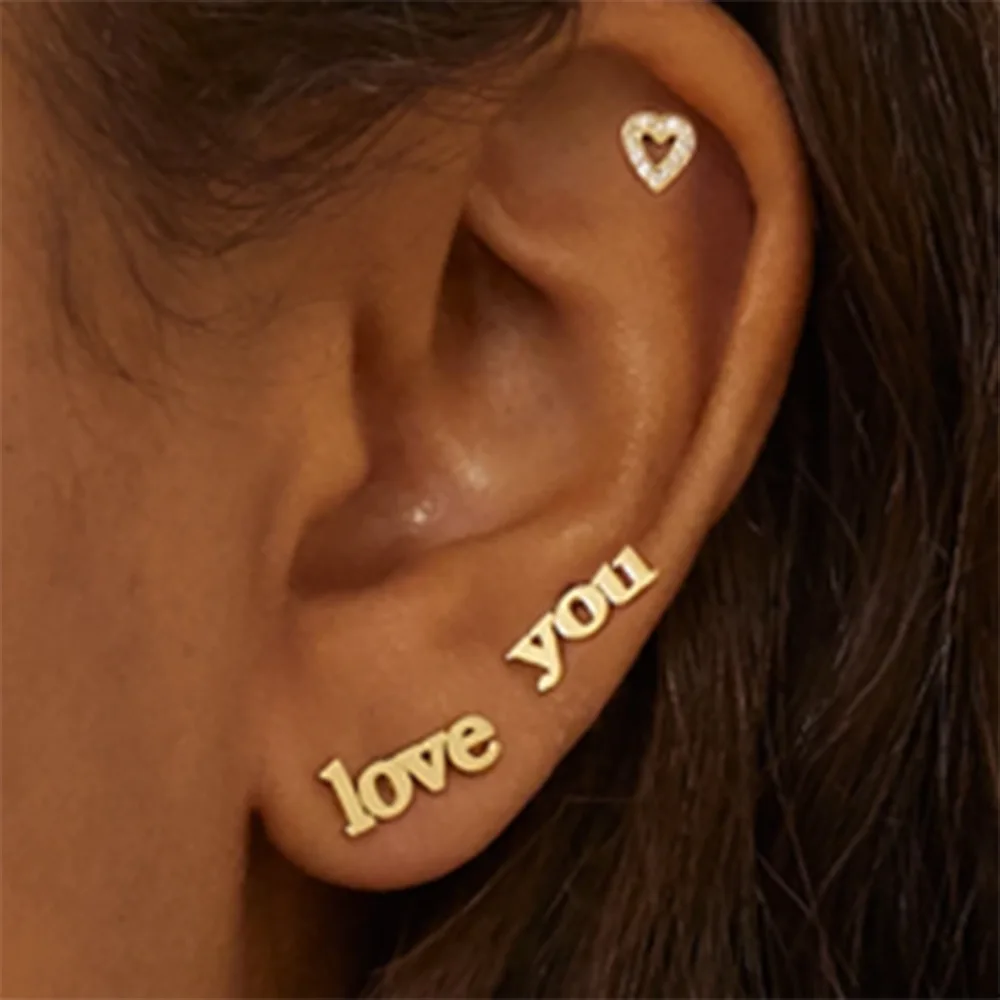 Creative LOVE YOU Letter Stud Earrings For Women Fashion Simple Ladies Love Zircon Wedding Gift Jewelry Wholesale Direct Sales
Creative LOVE YOU Letter Stud Earrings For Women Fashion Simple Ladies Love Zircon Wedding Gift Jewelry Wholesale Direct Sales