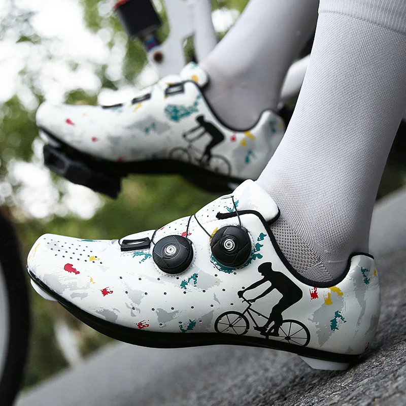 New Outdoor Cycling Shoes Men's and Women's Professional Cycling Shoes Hard Sole Boosting Mountain Bike Locking Shoes Casual Cyc
New Outdoor Cycling Shoes Men's and Women's Professional Cycling Shoes Hard Sole Boosting Mountain Bike Locking Shoes Casual Cyc