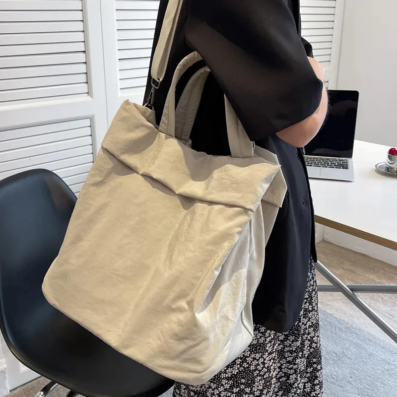 Women Fashion Handbag Purses Nylon Shoulder Crossbody Messenger Bags for Female Large Capacity Travel Tote Trends Shopper Bags
Women Fashion Handbag Purses Nylon Shoulder Crossbody Messenger Bags for Female Large Capacity Travel Tote Trends Shopper Bags