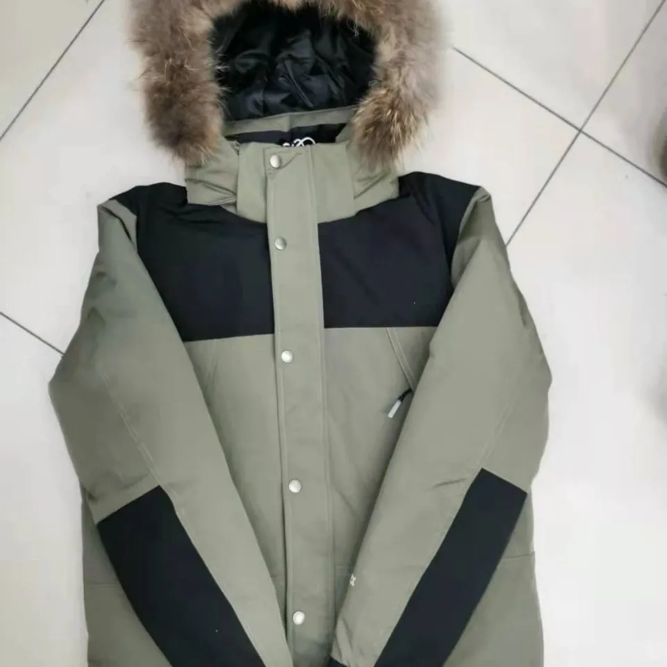Down Jacket Autumn and Winter Men's and Women's New White Duck Down Warm and Thickened Bread Jacket Fluffy Cotton Jacket
Down Jacket Autumn and Winter Men's and Women's New White Duck Down Warm and Thickened Bread Jacket Fluffy Cotton Jacket