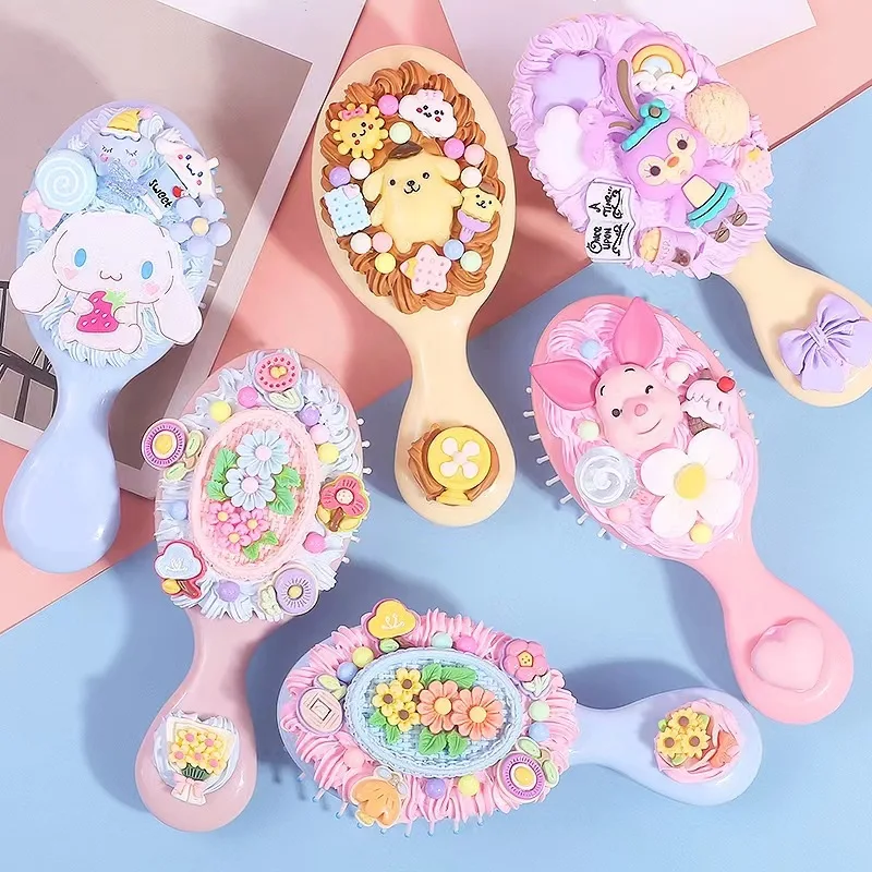 Cream Glue Air Cushion Comb Diy Materials Handmade Girl Heart Cartoon Cute Portable Anti-static Mini Comb Children's Toys
Cream Glue Air Cushion Comb Diy Materials Handmade Girl Heart Cartoon Cute Portable Anti-static Mini Comb Children's Toys
