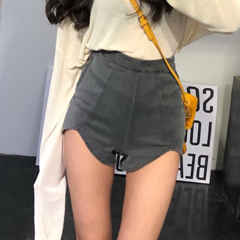 2022 Spring and Summer New Fashion Retro Korean High Waist Sexy Slim Stretch Denim Shorts Female Zipper Denim Women Shorts
2022 Spring and Summer New Fashion Retro Korean High Waist Sexy Slim Stretch Denim Shorts Female Zipper Denim Women Shorts