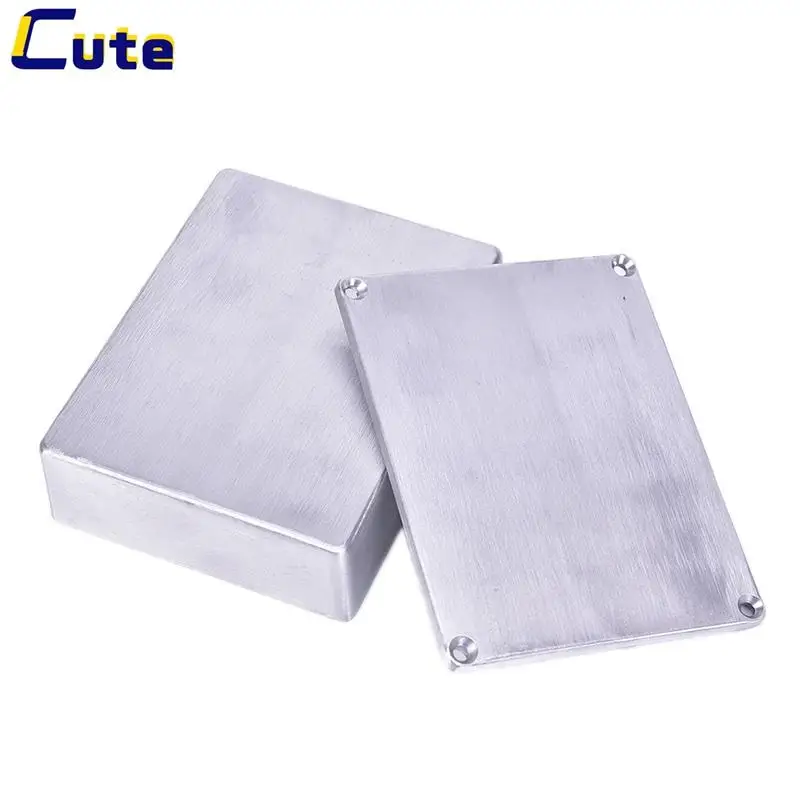 Алюминиевый корпус для педали эффектов 1590BB 
Алюминиевый корпус для педали эффектов 1590BB