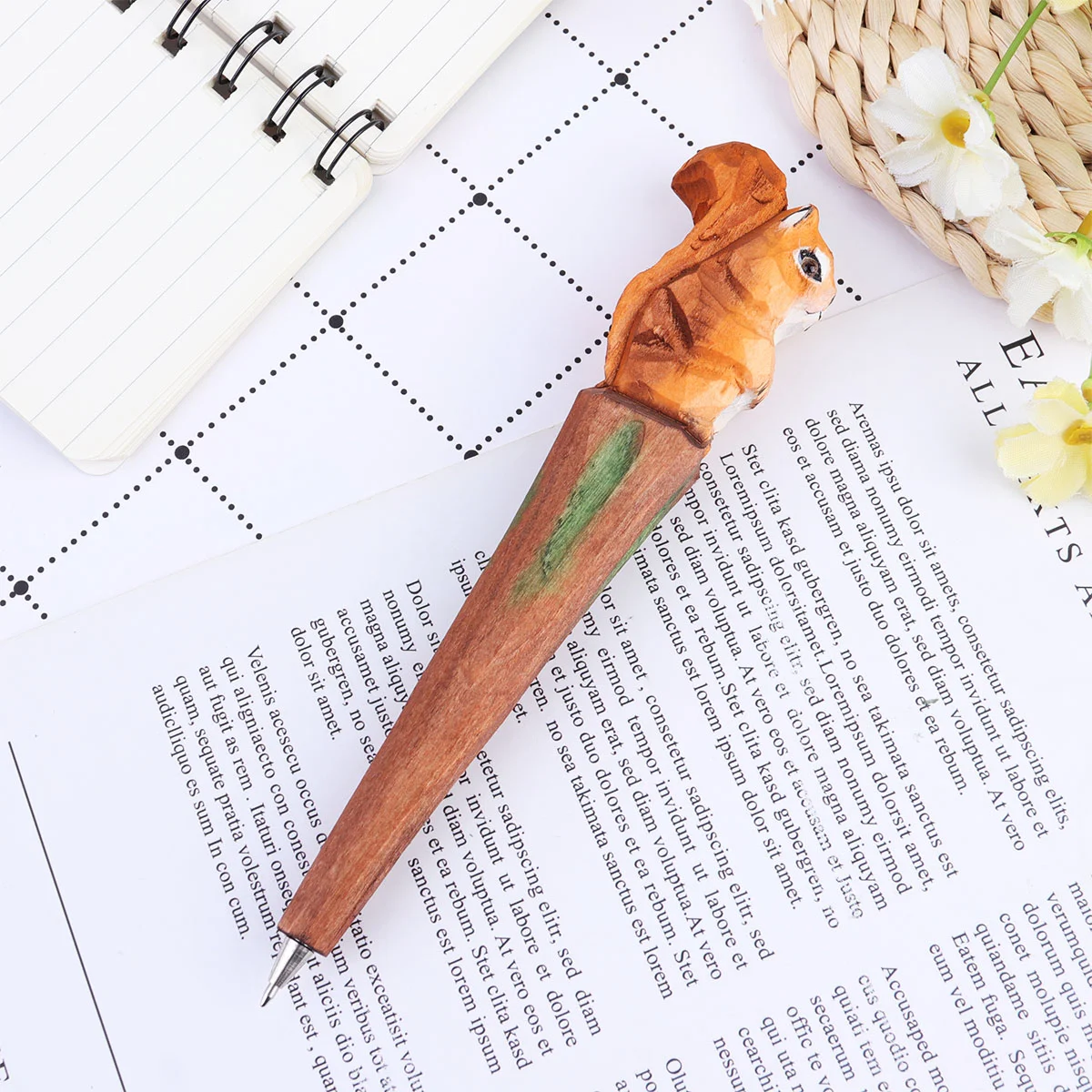 Pure Handmade Wood Carving Animal Pen Creative Wood Carving Squirrel Ballpoint Pen Replaceable Refill Gel Pen for Students
Pure Handmade Wood Carving Animal Pen Creative Wood Carving Squirrel Ballpoint Pen Replaceable Refill Gel Pen for Students