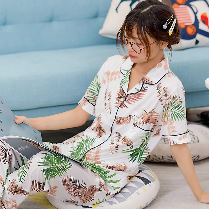 2022 Summer Milk Silk Cotton Short Sleeve Trouser Lapel Cardigan Home Wear Leaves Cherry Strawberry Fruit Print Home Wear Casual
2022 Summer Milk Silk Cotton Short Sleeve Trouser Lapel Cardigan Home Wear Leaves Cherry Strawberry Fruit Print Home Wear Casual