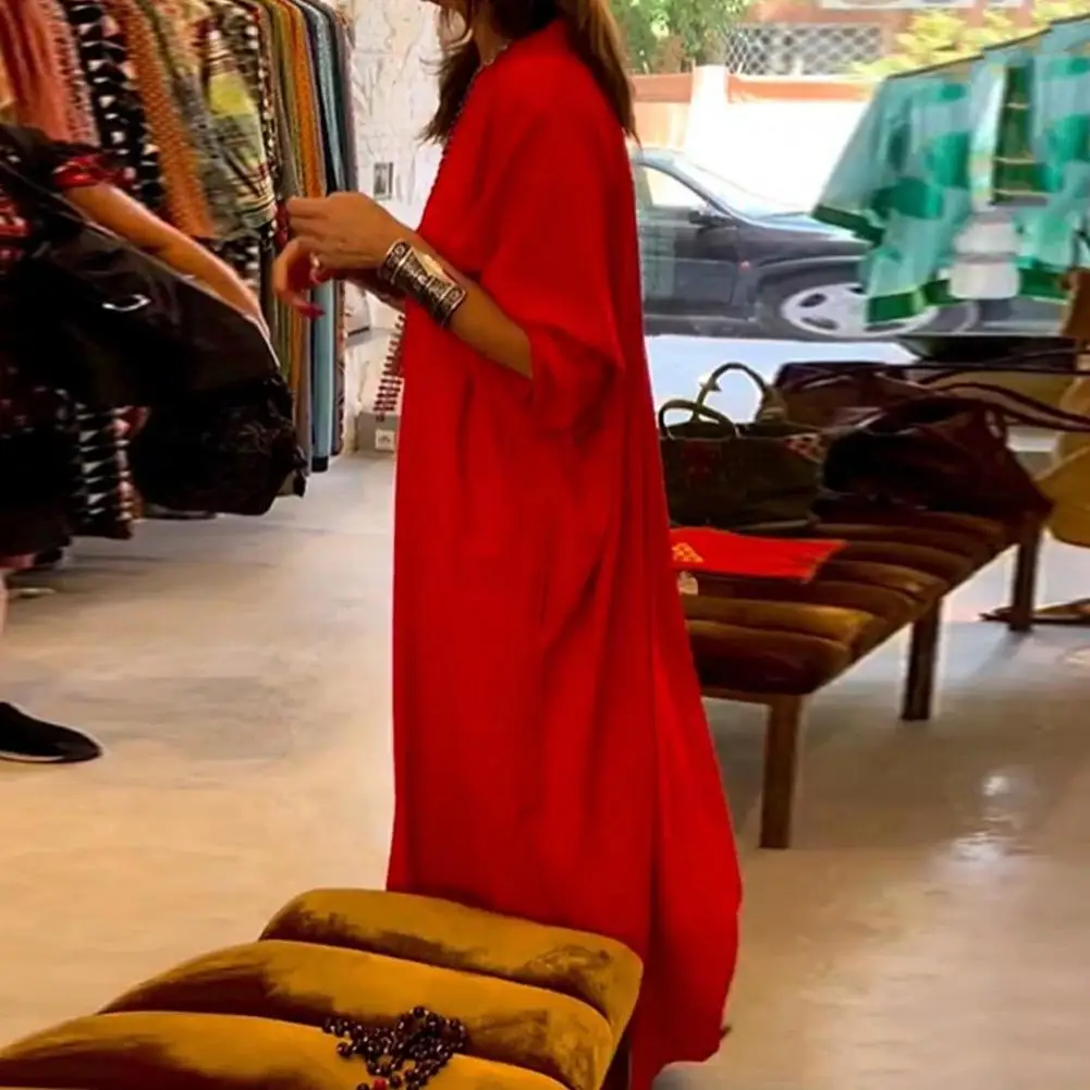 Женское длинное платье с V-образным вырезом, свободного кроя
Женское длинное платье с V-образным вырезом, свободного кроя