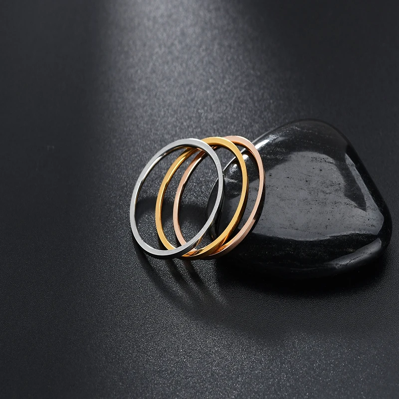 1mm Simple Stainless Steel Smooth Couple Rings Women Polished Rose Gold Anti-allergy Wedding Band Engagement Jewelry
1mm Simple Stainless Steel Smooth Couple Rings Women Polished Rose Gold Anti-allergy Wedding Band Engagement Jewelry