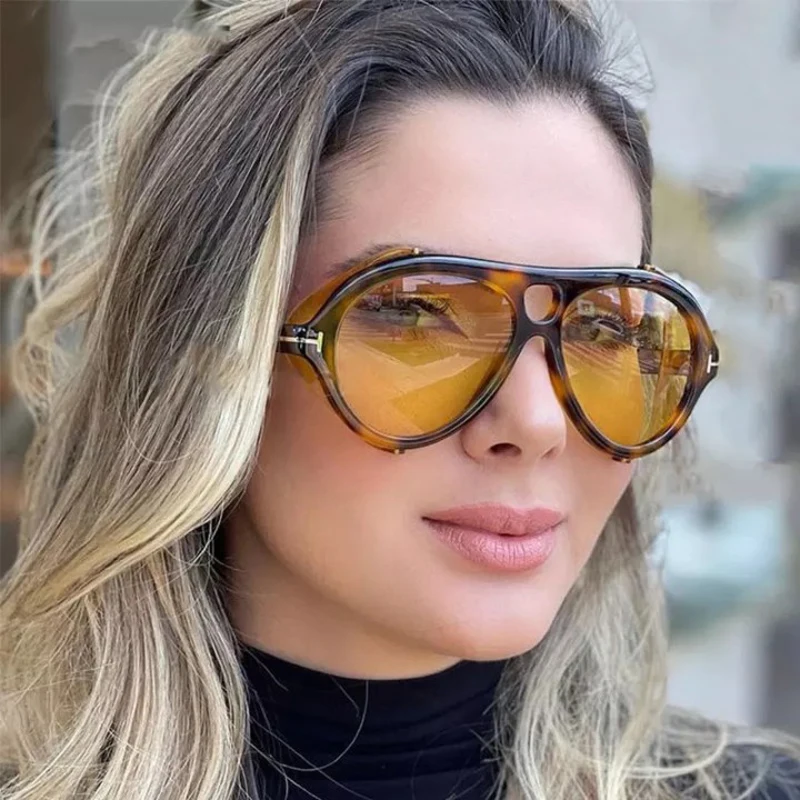 New Fashion Cool NEUGHMAN Navigator Style SteamPunk Sunglasses Men Punk Side Shield Design round Sun Glasses Women
New Fashion Cool NEUGHMAN Navigator Style SteamPunk Sunglasses Men Punk Side Shield Design round Sun Glasses Women