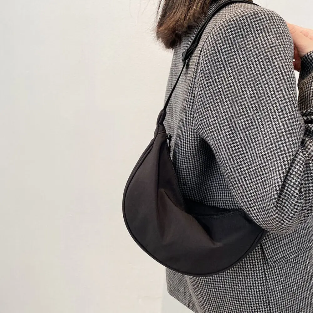 Underarm Bag Nylon Solid Canvas For Girls Crossbody Bag Korean Dumpling Bags Women Messenger Bags Single Shoulder Bags
Underarm Bag Nylon Solid Canvas For Girls Crossbody Bag Korean Dumpling Bags Women Messenger Bags Single Shoulder Bags