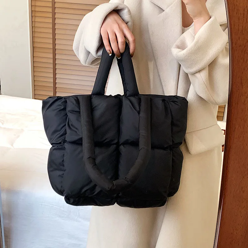 Fashion Waterproof Women Handbag Casual Tote Large Shopper Space Cotton Big Capacity Luxury Shoulder Bag Design Top Handle Bags 
Fashion Waterproof Women Handbag Casual Tote Large Shopper Space Cotton Big Capacity Luxury Shoulder Bag Design Top Handle Bags