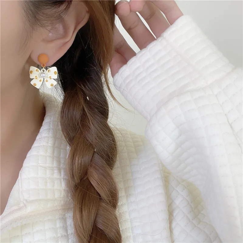 Fashion Exquisite Zircon Stud Earrings Woman Simple Cute Star Bow Crystal Statement Earring Jewelry Gift Korean
Fashion Exquisite Zircon Stud Earrings Woman Simple Cute Star Bow Crystal Statement Earring Jewelry Gift Korean
