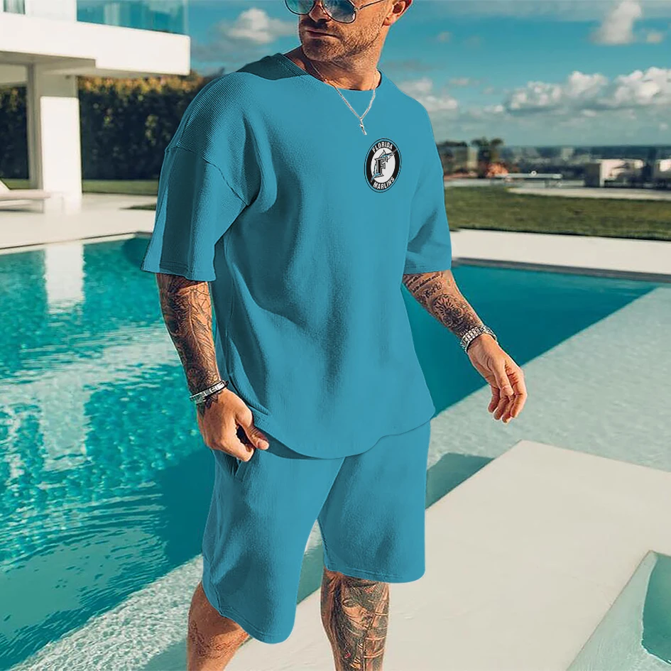 Summer Solid Color Fashion Simple Sportswear Men's Round Neck Oversized T-shirt + Shorts Casual Beach Hawaii Suit 2-Piece Set
Summer Solid Color Fashion Simple Sportswear Men's Round Neck Oversized T-shirt + Shorts Casual Beach Hawaii Suit 2-Piece Set