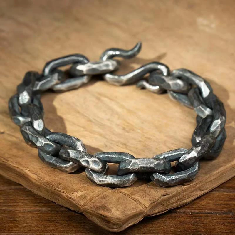 Silver Color National Trend Men's Bracelet Fashion Personality Horse Whip Chain Bold Bracelet Men's Hexagonal Bracelet
Silver Color National Trend Men's Bracelet Fashion Personality Horse Whip Chain Bold Bracelet Men's Hexagonal Bracelet