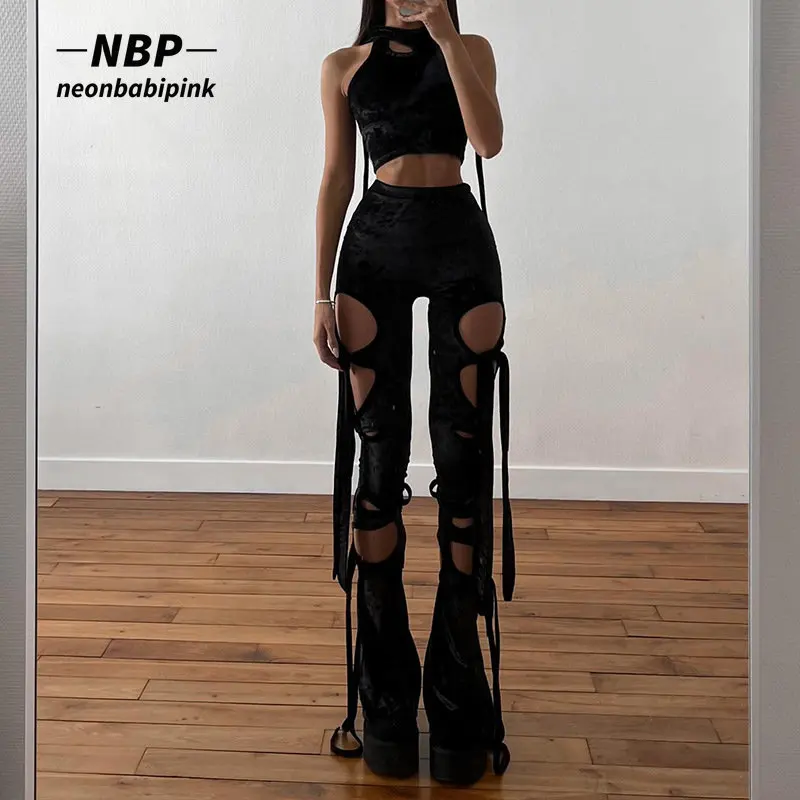 NEONBABIPINK Sexy Cut Out Bandage Black Pants Women Trashy Y2k Grunge Clothes Velvet High Waist Flare Pants N69-CC30
NEONBABIPINK Sexy Cut Out Bandage Black Pants Women Trashy Y2k Grunge Clothes Velvet High Waist Flare Pants N69-CC30