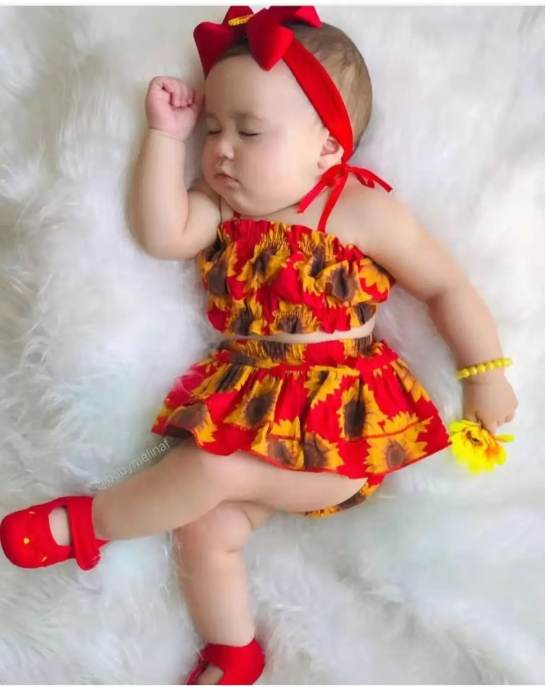 Для новорожденных от 0 до 24 месяцев летняя Одежда для новорожденных девочек, комплект футболка с оборкой с изображением подсолнуха топы, ком...
Для новорожденных от 0 до 24 месяцев летняя Одежда для новорожденных девочек, комплект футболка с оборкой с изображением подсолнуха топы, ком...