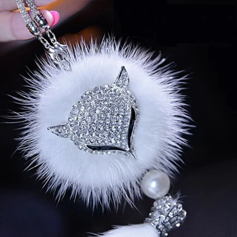 Fox fur car rearview mirror pendant crystal diamond high-end high-quality car interior pendant car pendant pendant car decor
Fox fur car rearview mirror pendant crystal diamond high-end high-quality car interior pendant car pendant pendant car decor