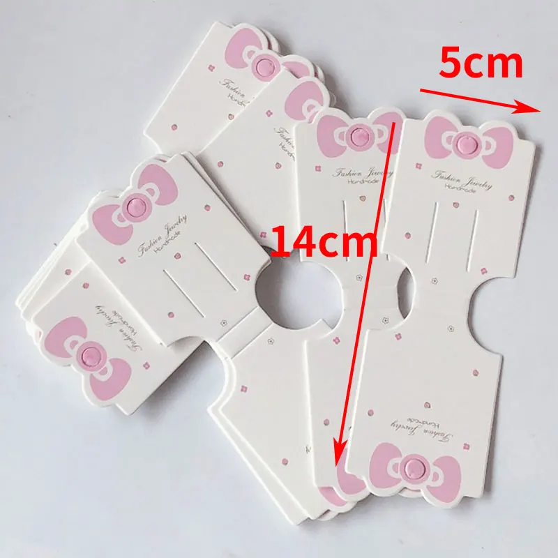 Банты из крафт-бумаги BERICHHA
Банты из крафт-бумаги BERICHHA