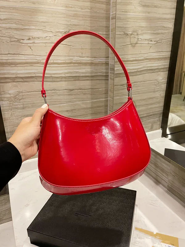 Vintage Cleo Bags Women Fashion Glossy Patent Leather Shoulder Bags Chic Underarm Bag Portable Classic Lady Solid Color Handbag
Vintage Cleo Bags Women Fashion Glossy Patent Leather Shoulder Bags Chic Underarm Bag Portable Classic Lady Solid Color Handbag