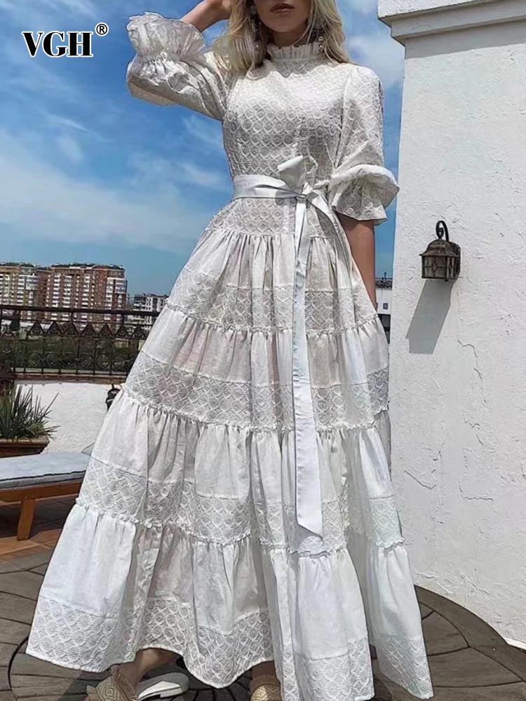 VGH Vintage Embroidery Midi Dress For Women Stand Collar Half Sleeve High Waist Elegant Solid Long Dresses Female Clothing 2022
VGH Vintage Embroidery Midi Dress For Women Stand Collar Half Sleeve High Waist Elegant Solid Long Dresses Female Clothing 2022
