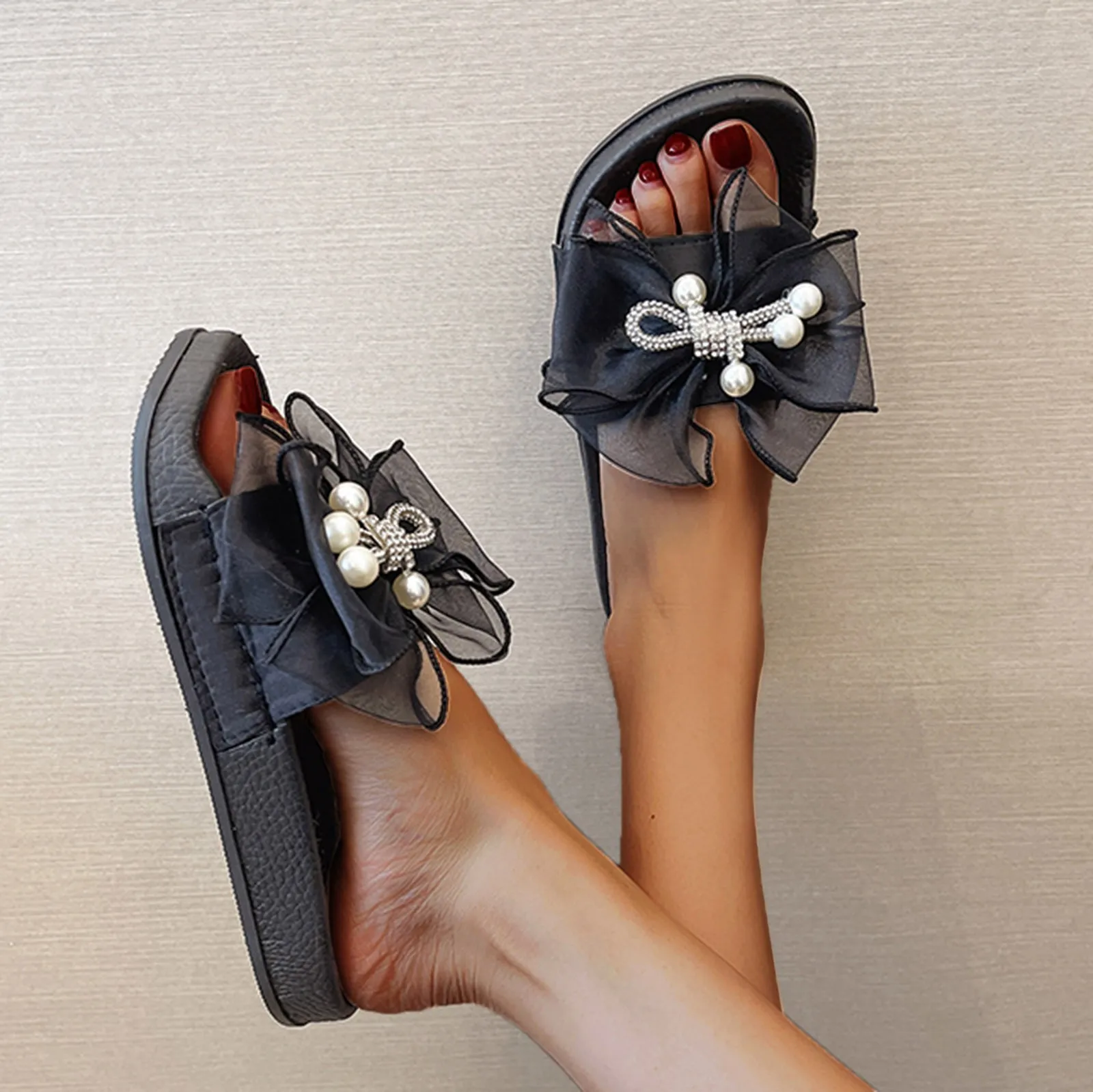 Outdoor Slippers Casual Women Summer Shoes Fashion Bow Footwear 2022 Anti-slip Slides Ladies Indoor Sandals New Woman Flip Flops
Outdoor Slippers Casual Women Summer Shoes Fashion Bow Footwear 2022 Anti-slip Slides Ladies Indoor Sandals New Woman Flip Flops