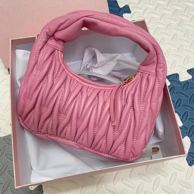 100% Sheepskin Ladies Letter Zipper Handbag Solid Color Female 2022 Fashion New All-Match Small Bags
100% Sheepskin Ladies Letter Zipper Handbag Solid Color Female 2022 Fashion New All-Match Small Bags