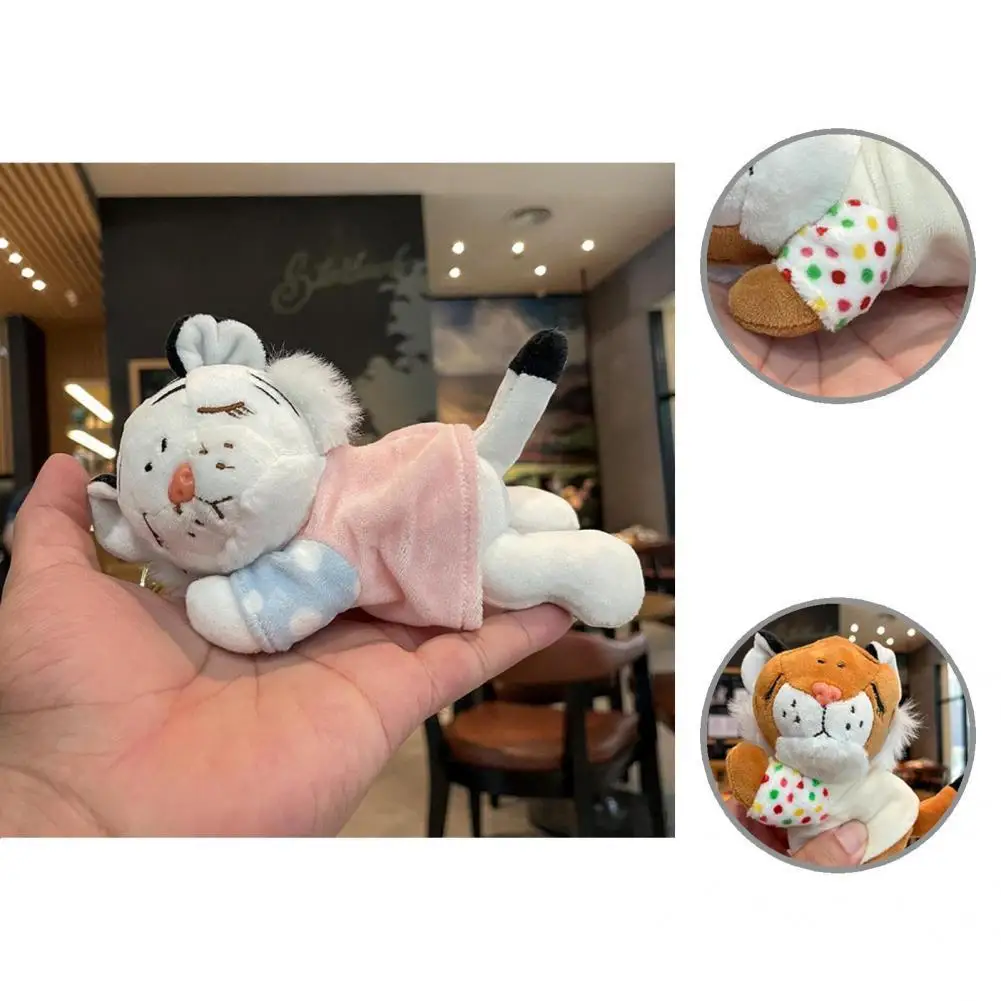Nice-looking Keychain Adorable Lightweight Plush Toy Animal Stuffed Doll Hanging Ornament
Nice-looking Keychain Adorable Lightweight Plush Toy Animal Stuffed Doll Hanging Ornament