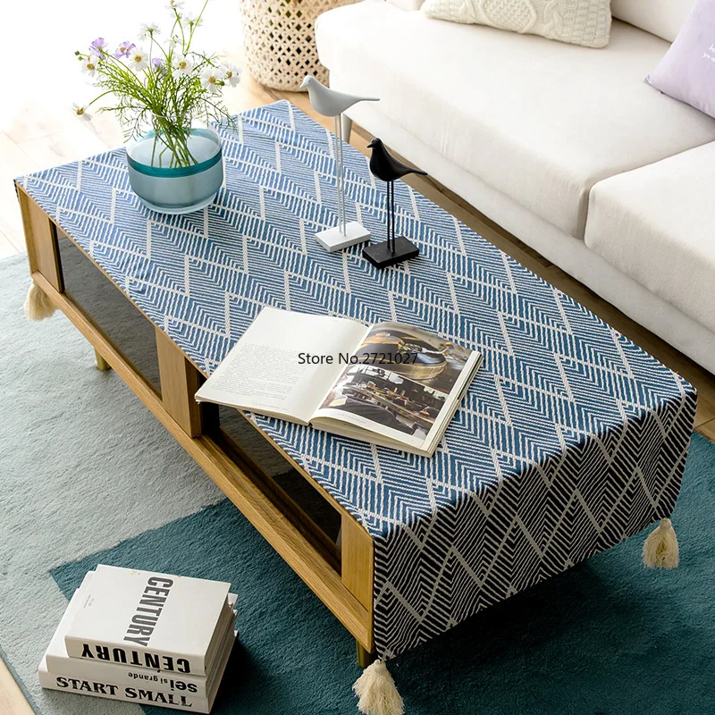 Скатерть из хлопка и льна для журнального столика
Скатерть из хлопка и льна для журнального столика