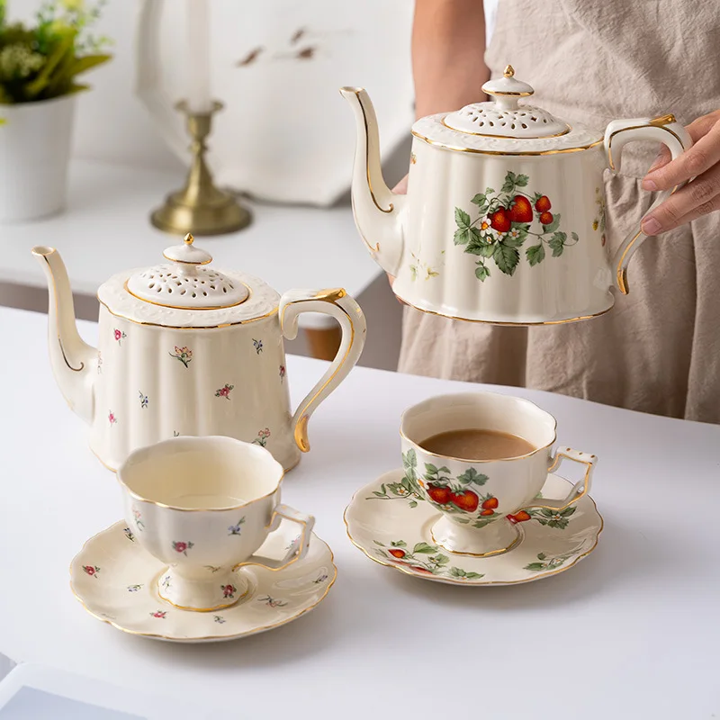 European Retro Ceramic Coffee Cup Saucer Set English Afternoon Tea Cup French Restaurant Coffee Pot
European Retro Ceramic Coffee Cup Saucer Set English Afternoon Tea Cup French Restaurant Coffee Pot