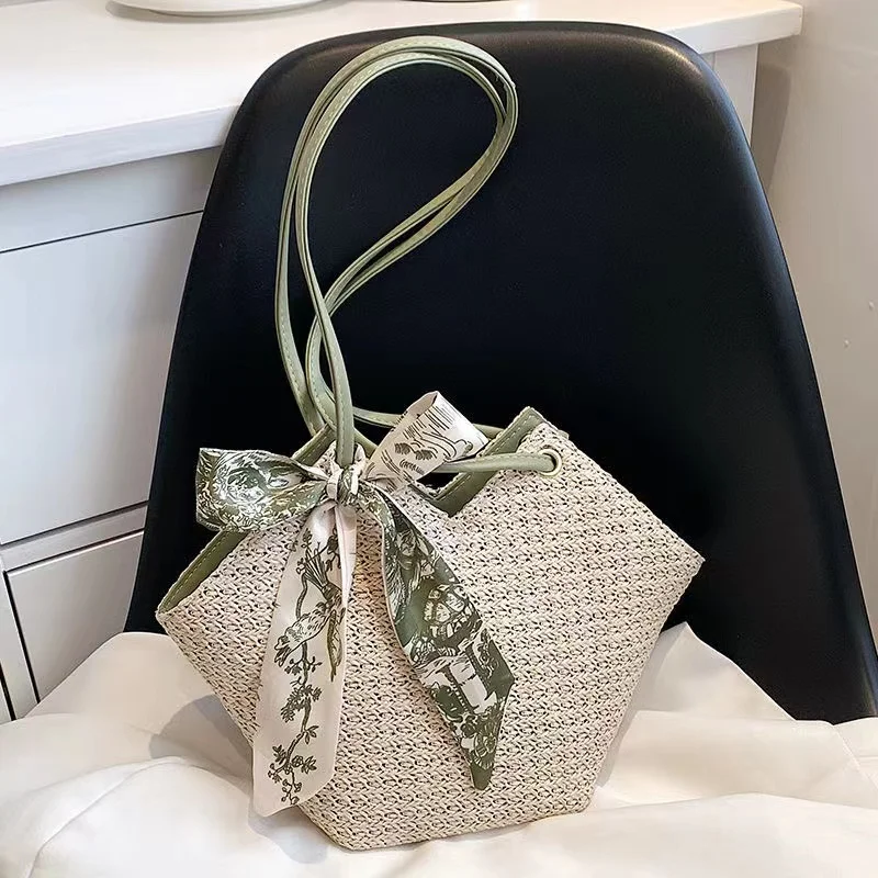 Casual woven bag women's large-capacity one-shoulder handmade straw woven bag seaside vacation beach bag shopping bag with scarf
Casual woven bag women's large-capacity one-shoulder handmade straw woven bag seaside vacation beach bag shopping bag with scarf