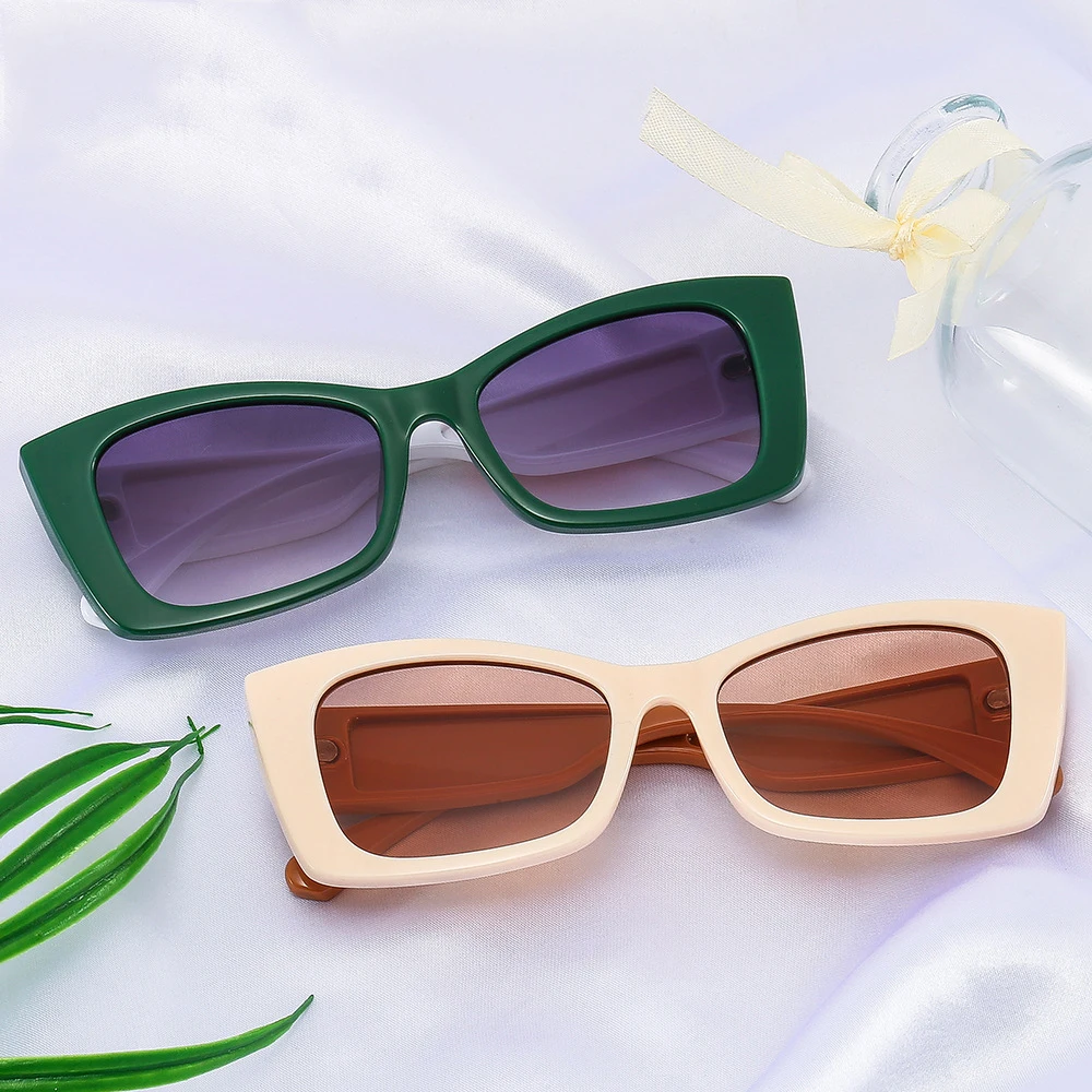 2022 European and American Small Frame Cat Eye Sunglasses Fashion Cat Eye Glasses for Men and Women
2022 European and American Small Frame Cat Eye Sunglasses Fashion Cat Eye Glasses for Men and Women