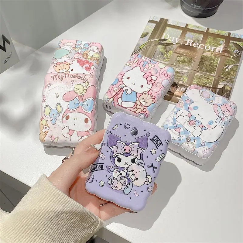 Sanrio, Hello Kitty Kuromi портативное зарядное устройство PD 25 Вт 10000 мАч портативное зарядное устройство аниме девушка моя мелодия Cinnamoroll Kawaii Внешняя батарея
Sanrio, Hello Kitty Kuromi портативное зарядное устройство PD 25 Вт 10000 мАч портативное зарядное устройство аниме девушка моя мелодия Cinnamoroll Kawaii Внешняя батарея