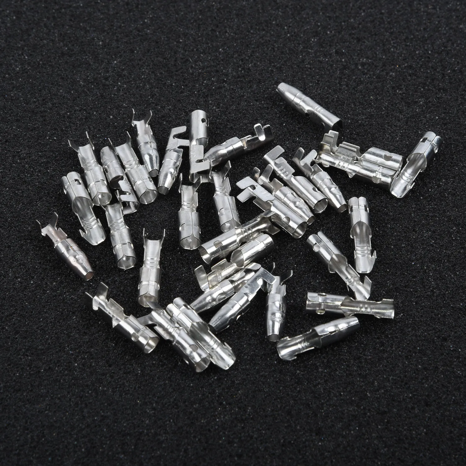 100pcs 4mm Motorcycle Bullet Connector Terminal Male & Female + Sheaths Connector Assortment Replace Kit Car Accessories
100pcs 4mm Motorcycle Bullet Connector Terminal Male & Female + Sheaths Connector Assortment Replace Kit Car Accessories