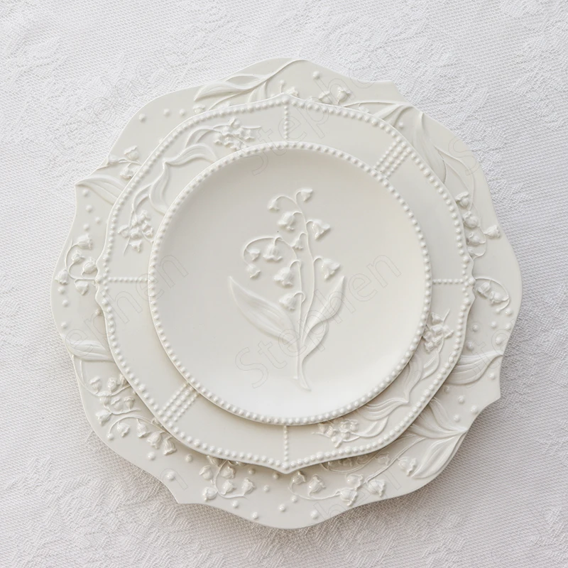 American Embossed Ceramic Plate European Modern Lily of The Valley Flower Relief Lace Dinner Plates Cake Dessert Dish Tableware
American Embossed Ceramic Plate European Modern Lily of The Valley Flower Relief Lace Dinner Plates Cake Dessert Dish Tableware