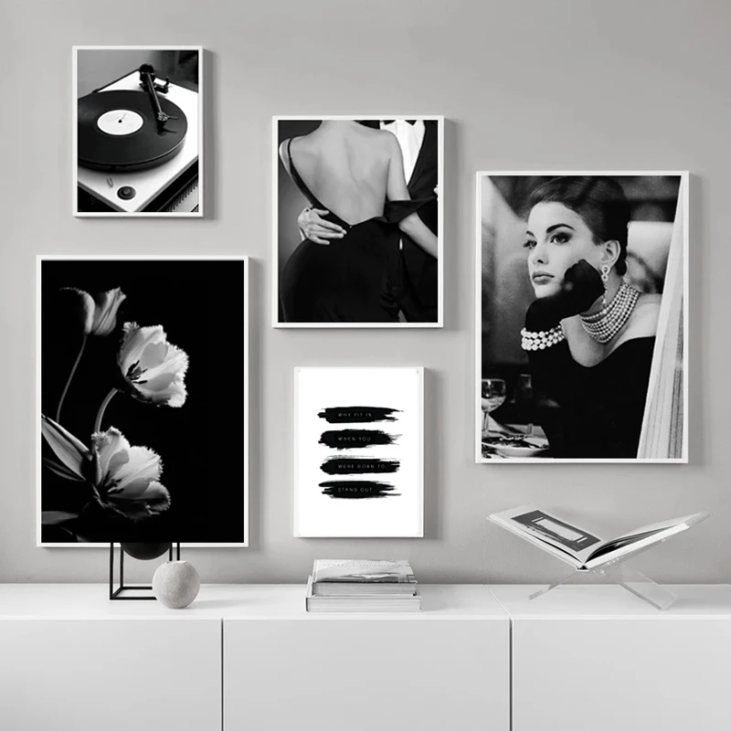 Black and White Nordic Poster with Flowers for Vintage Record Player Oil Painting Art Photo Wall Living Room Home Decor
Black and White Nordic Poster with Flowers for Vintage Record Player Oil Painting Art Photo Wall Living Room Home Decor