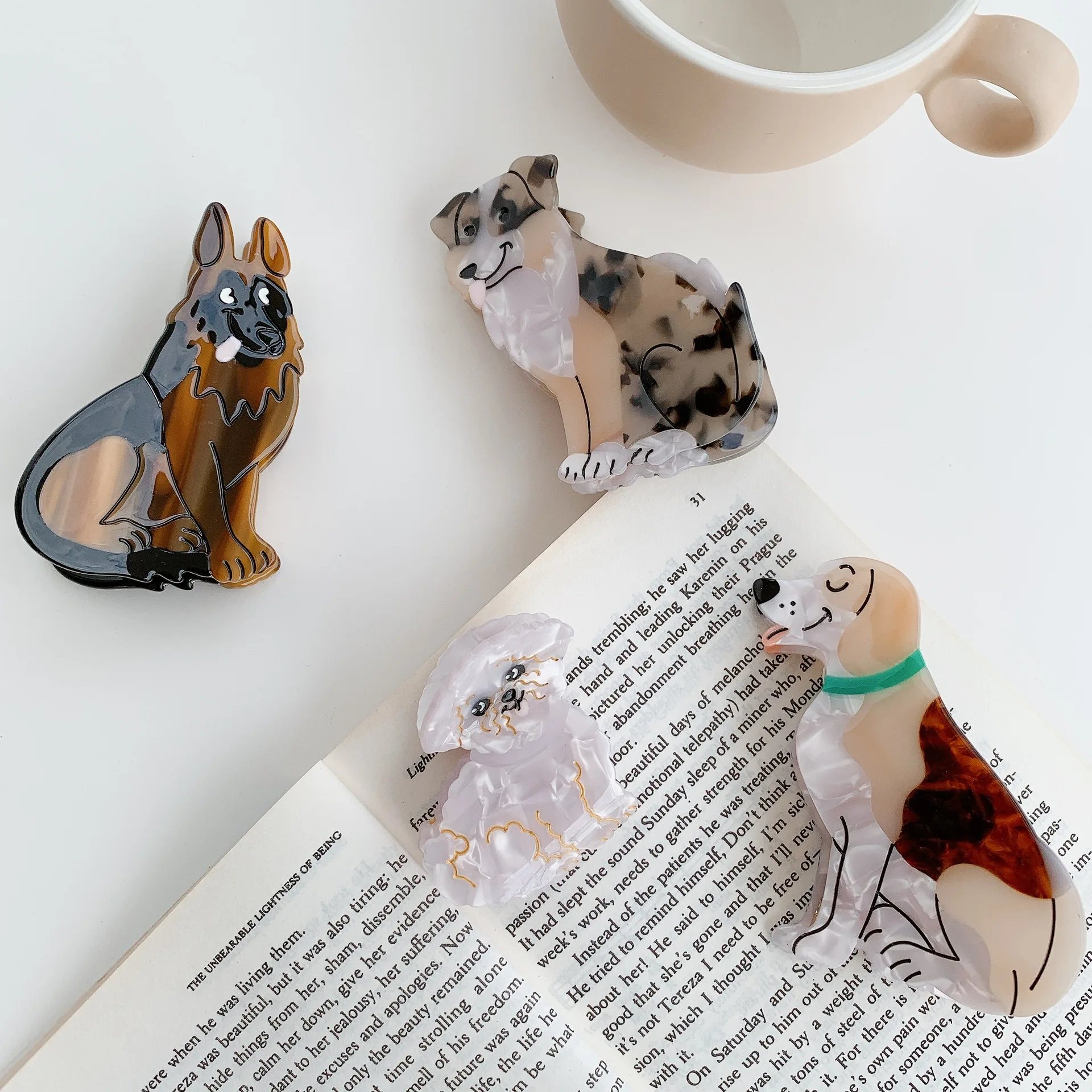 2023 Korea Hair Accessories Unique Animal Dog Acetate Hairpin French Shepherd Dog Cute Animals Geometric Grasp Hair Clip Claw
2023 Korea Hair Accessories Unique Animal Dog Acetate Hairpin French Shepherd Dog Cute Animals Geometric Grasp Hair Clip Claw