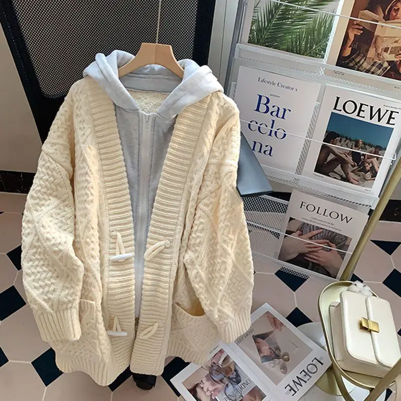 Fashion Two Pieces of Niche Design Hooded Sweater Jacket 2022 New Women's Autumn and Winter Loose Lazy Wind Long Knit Cardigan
Fashion Two Pieces of Niche Design Hooded Sweater Jacket 2022 New Women's Autumn and Winter Loose Lazy Wind Long Knit Cardigan