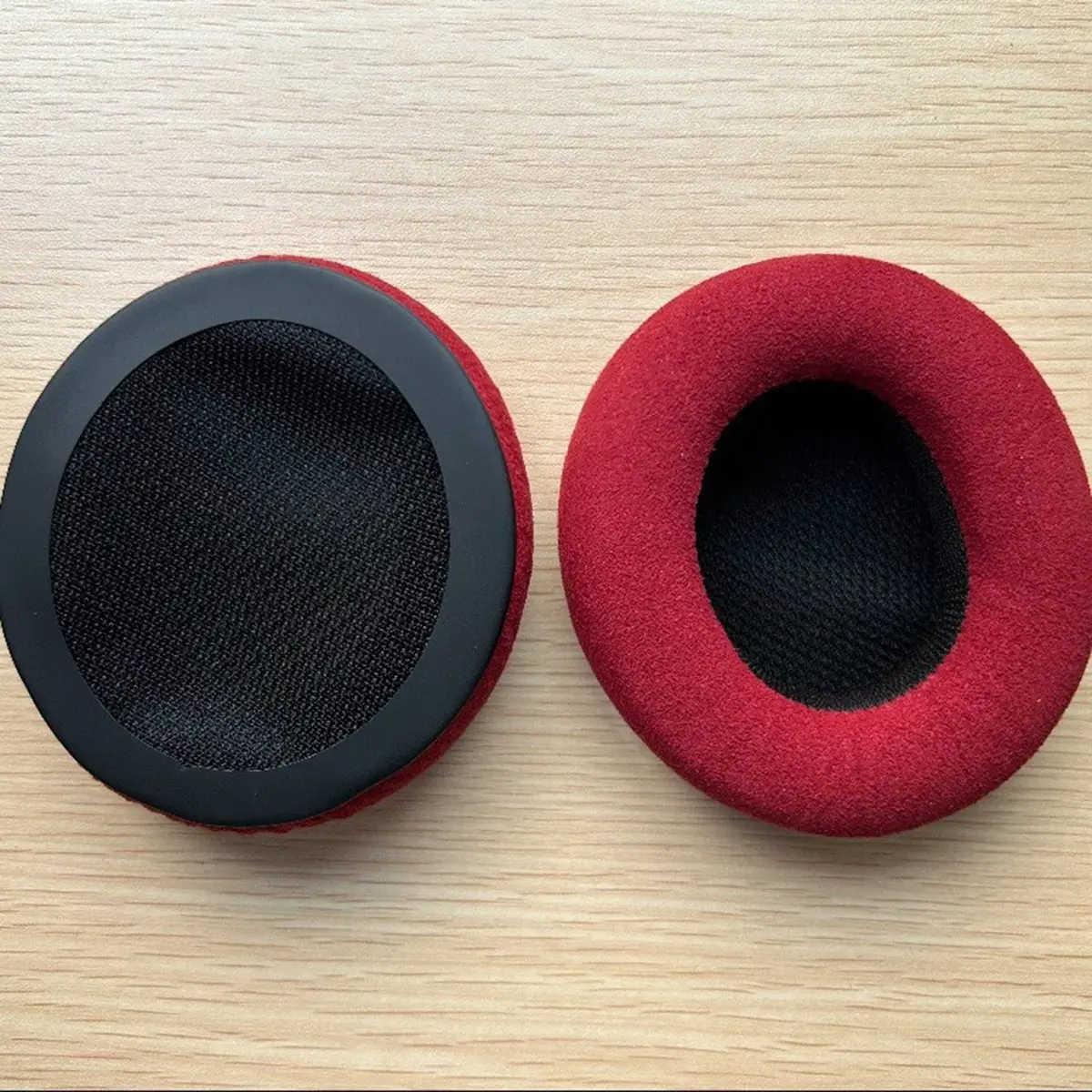 2PCS for Focal Listen Pro Headphone Cover Replacement Over-Ear Sponge Leather Cover
2PCS for Focal Listen Pro Headphone Cover Replacement Over-Ear Sponge Leather Cover