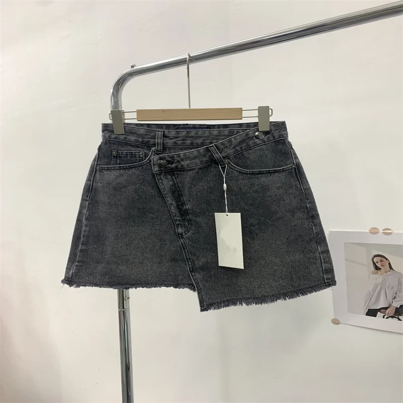Women Denim High Waist A-Line Skirts Irregular with Pockets and Tassels Streetwear Leisure Style Fashion Beauty 2022 Summer
Women Denim High Waist A-Line Skirts Irregular with Pockets and Tassels Streetwear Leisure Style Fashion Beauty 2022 Summer