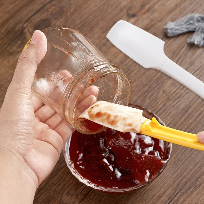 Silicone Kitchen Spatula Multipurpose Toast Jam Spatula Heat Resistant Butter Spatula Household Baking Bread Brush Accessories
Silicone Kitchen Spatula Multipurpose Toast Jam Spatula Heat Resistant Butter Spatula Household Baking Bread Brush Accessories