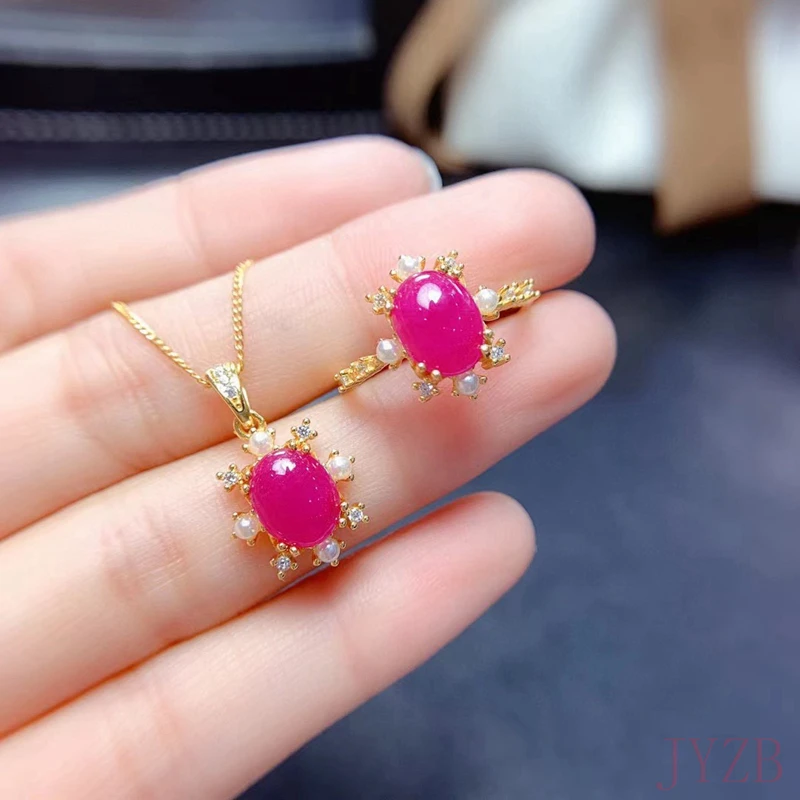 New natural ruby ring women's 925 silver simple and atmospheric style jewelry for young people's daily needs 7x9mm
New natural ruby ring women's 925 silver simple and atmospheric style jewelry for young people's daily needs 7x9mm