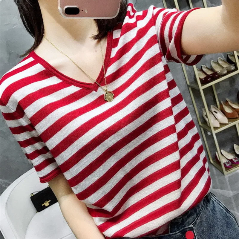 New Women's Striped Short Sleeve T-Shirts Women Streetwear Summer Cotton T-Shirts V-Neck Pullovers Vest Knit Casual Elegant
New Women's Striped Short Sleeve T-Shirts Women Streetwear Summer Cotton T-Shirts V-Neck Pullovers Vest Knit Casual Elegant