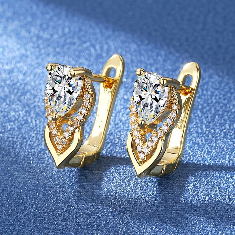 Luxury AAA CZ Stud Earrings For Women Romantic Elegant Female Daily Earrings Heart-shaped Cubic Zirconia Wholesale Dropshipping
Luxury AAA CZ Stud Earrings For Women Romantic Elegant Female Daily Earrings Heart-shaped Cubic Zirconia Wholesale Dropshipping