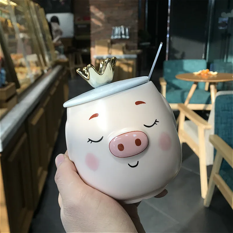 3D Ceramic Mug with Handle Ceramic Mug Cute Crown Pig Cartoon Tea Water Milk Cups Breakfast Office Cup with Spoon and Lid
3D Ceramic Mug with Handle Ceramic Mug Cute Crown Pig Cartoon Tea Water Milk Cups Breakfast Office Cup with Spoon and Lid