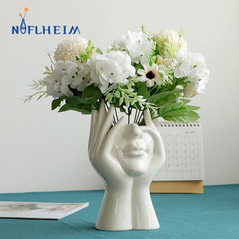NIFLHEIM Ceramic Nordic White Human Face Flower Vase Figurines for Interior Abstract Art Home Living Room Tabletop Decoration
NIFLHEIM Ceramic Nordic White Human Face Flower Vase Figurines for Interior Abstract Art Home Living Room Tabletop Decoration