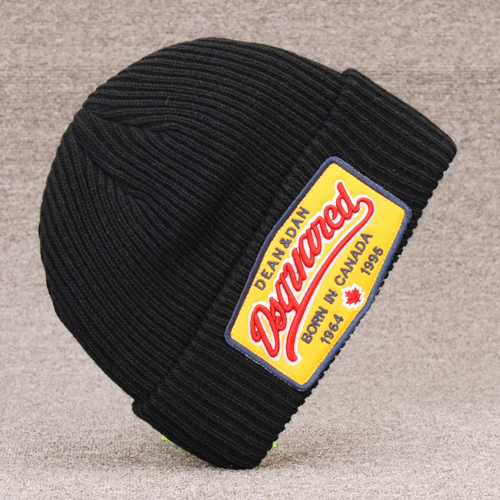 Бренд DSQUARED2, Зимняя женская Стильная шапка, теплые черные и серые шапки, Шапка-бини с надписью для мужчин 
Бренд DSQUARED2, Зимняя женская Стильная шапка, теплые черные и серые шапки, Шапка-бини с надписью для мужчин