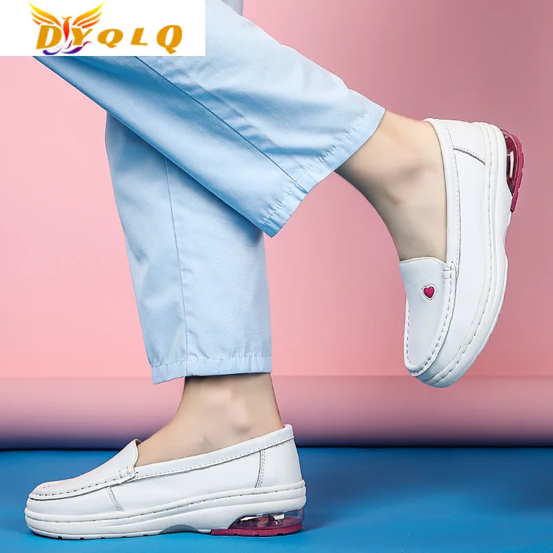 2022 Women's Insoles Nurse Shoes Summer Women's Models White Flat Bottom Slope Heel Hollow Comfortable Soft Bottom Love
2022 Women's Insoles Nurse Shoes Summer Women's Models White Flat Bottom Slope Heel Hollow Comfortable Soft Bottom Love