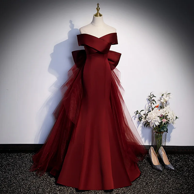 Luxurious Red Evening Dress With Big Bow And Sexy Waistcoat Party Dress With Detachable Tulle Tuxedo Prom Dress Bridesmaid Dress
Luxurious Red Evening Dress With Big Bow And Sexy Waistcoat Party Dress With Detachable Tulle Tuxedo Prom Dress Bridesmaid Dress