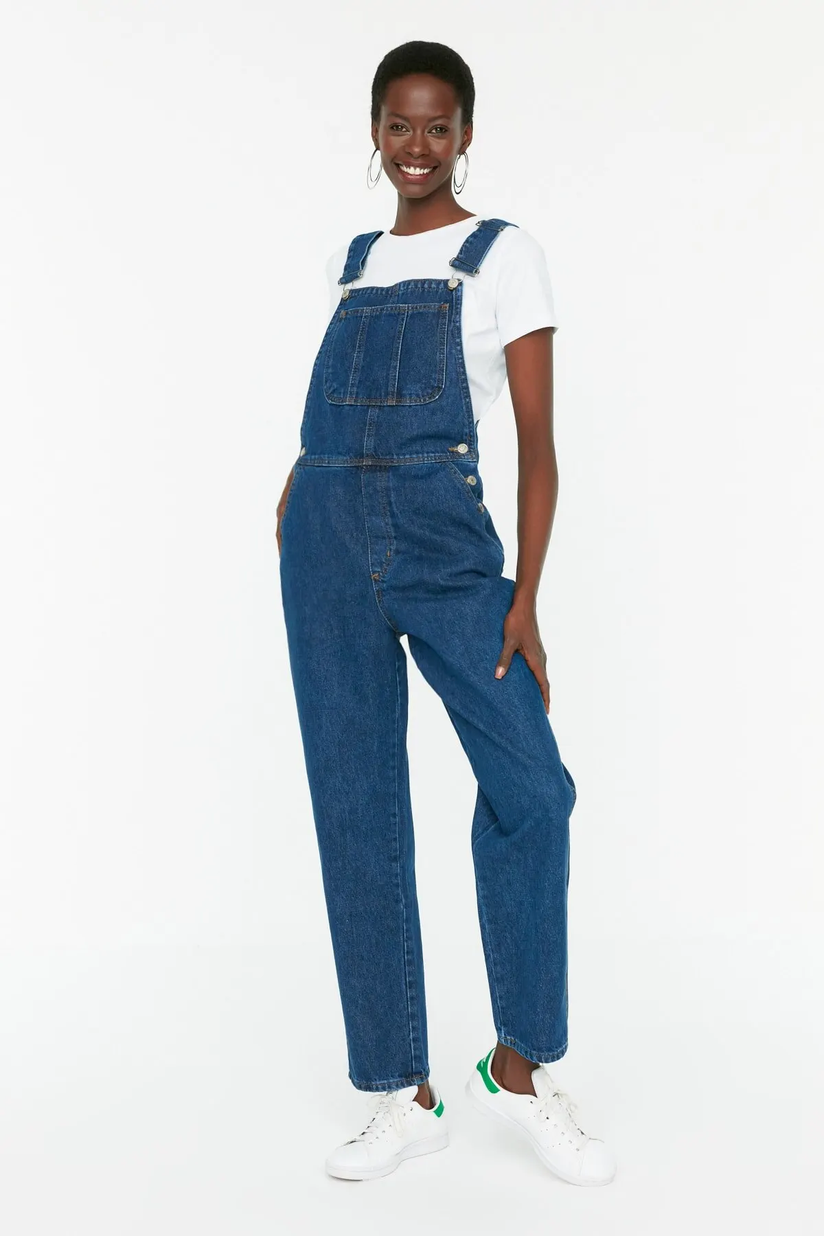 Women's Overalls Navy Blue Loaflet Denim Hot Style Quality Fabric Sleeveless Baggy Trousers Casual Jumpsuit 
Women's Overalls Navy Blue Loaflet Denim Hot Style Quality Fabric Sleeveless Baggy Trousers Casual Jumpsuit