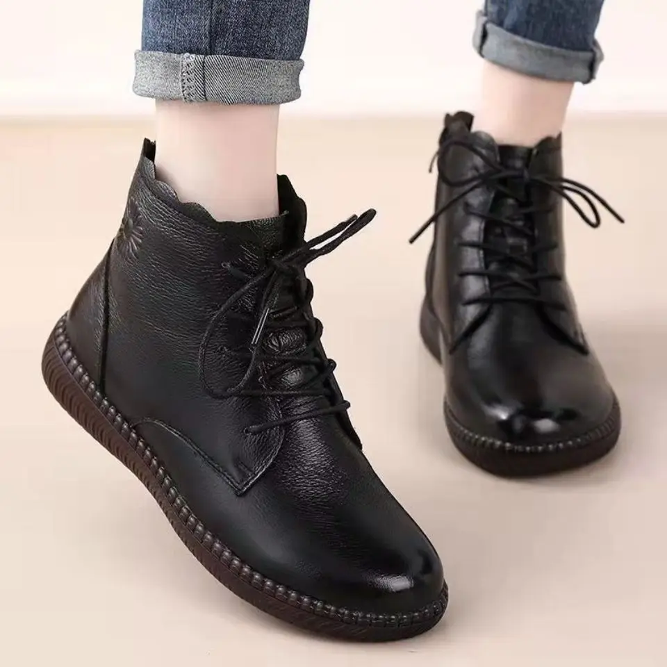 Fashion Lace Up Ankle Boots Women Concise Wedges Sneakers Spring Shoes Soft Sole Female Oxfords Sneakers Ladies Leather Boots
Fashion Lace Up Ankle Boots Women Concise Wedges Sneakers Spring Shoes Soft Sole Female Oxfords Sneakers Ladies Leather Boots